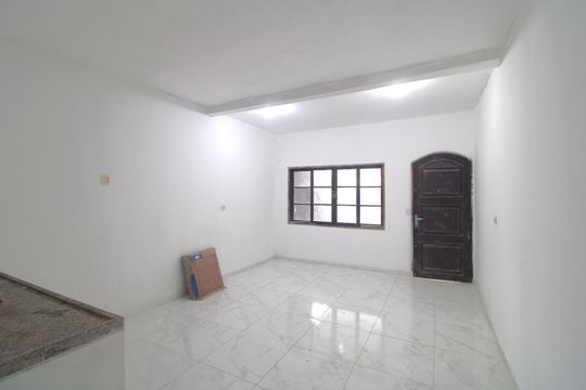 Casa para alugar com 1 quarto, 80m² em Jardim Marilda, São Paulo