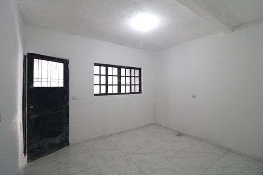 Quarto de casa para alugar com 1 quarto, 80m² em Jardim Marilda, São Paulo