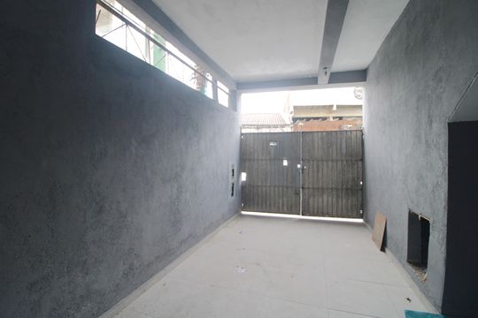 Garagem de casa para alugar com 1 quarto, 80m² em Jardim Marilda, São Paulo