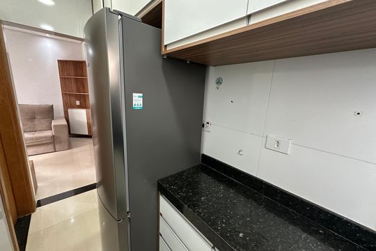 Cozinha de apartamento para alugar com 1 quarto, 46m² em Itararé, São Vicente