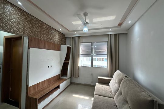 Sala de apartamento para alugar com 1 quarto, 46m² em Itararé, São Vicente