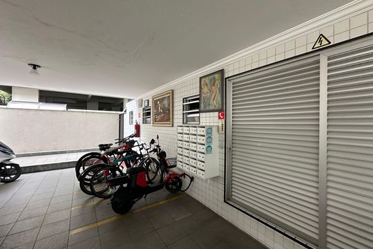 Garagem de apartamento para alugar com 1 quarto, 46m² em Itararé, São Vicente