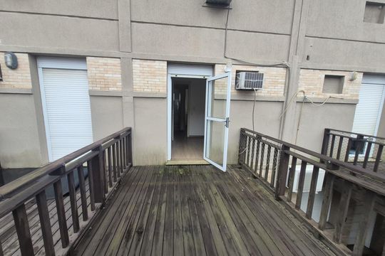 Área Externa de casa de condomínio à venda com 3 quartos, 98m² em Cavalhada, Porto Alegre