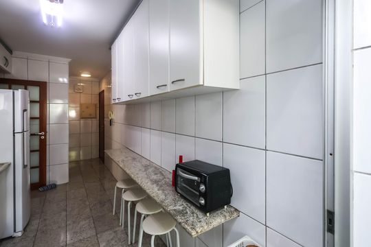 Cozinha de apartamento para alugar com 3 quartos, 95m² em Ipiranga, São Paulo