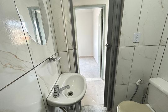 Apartamento para alugar com 2 quartos, 43m² em Rocha Miranda, Rio de Janeiro