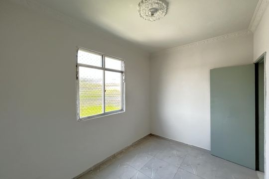 Apartamento para alugar com 2 quartos, 43m² em Rocha Miranda, Rio de Janeiro