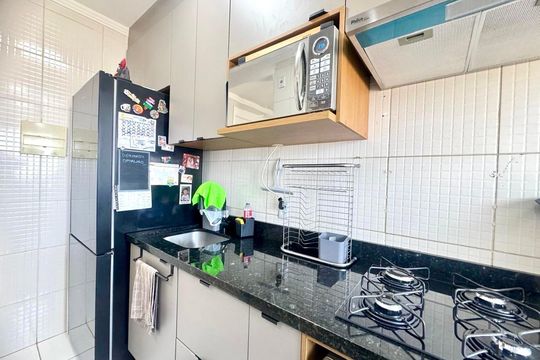 Cozinha de apartamento à venda com 2 quartos, 45m² em Ponte Grande, Guarulhos