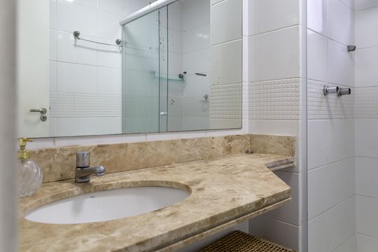 Banheiro da Suíte 2 de apartamento para alugar com 2 quartos, 88m² em Vila Augusta, Guarulhos