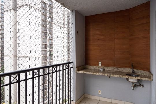 Varanda da sala de apartamento para alugar com 2 quartos, 88m² em Vila Augusta, Guarulhos