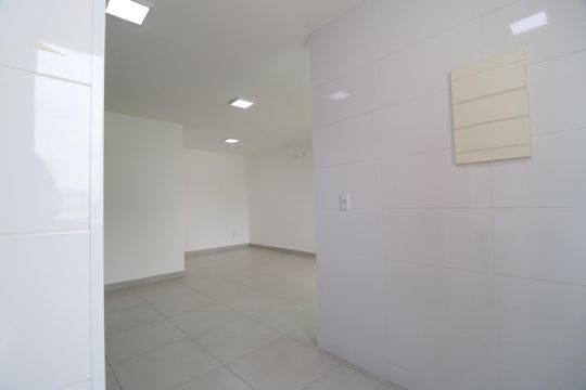 Cozinha de apartamento para alugar com 3 quartos, 73m² em Granja Marileusa, Uberlândia