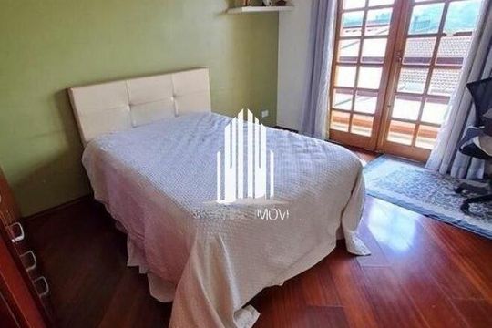 Casa à venda com 4 quartos, 234m² em Matriz, Mauá