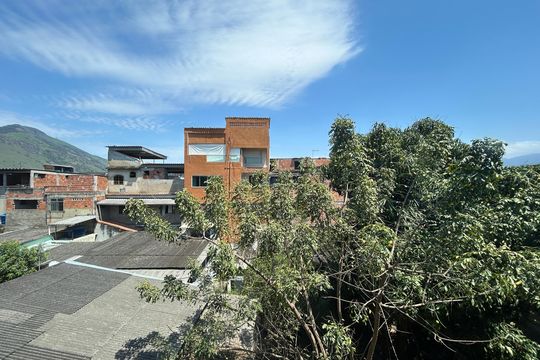 Vista do Quarto 2 de casa para alugar com 2 quartos, 66m² em Realengo, Rio de Janeiro