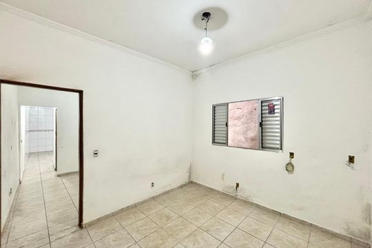 Quarto 1 de casa para alugar com 1 quarto, 50m² em Cidade Antônio Estêvão de Carvalho, São Paulo