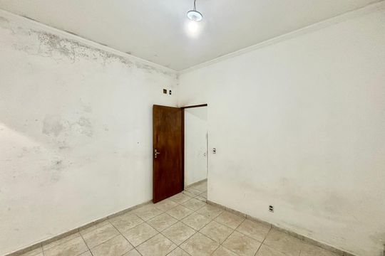 Quarto 1 de casa para alugar com 1 quarto, 50m² em Cidade Antônio Estêvão de Carvalho, São Paulo