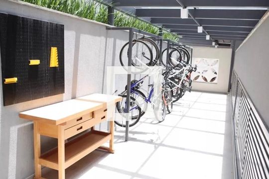 Kitnet/Studio à venda com 1 quarto, 28m² em Brooklin, São Paulo