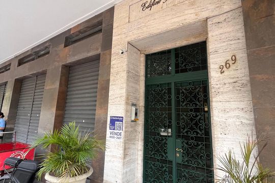 Placa de apartamento à venda com 3 quartos, 110m² em Gávea, Rio de Janeiro