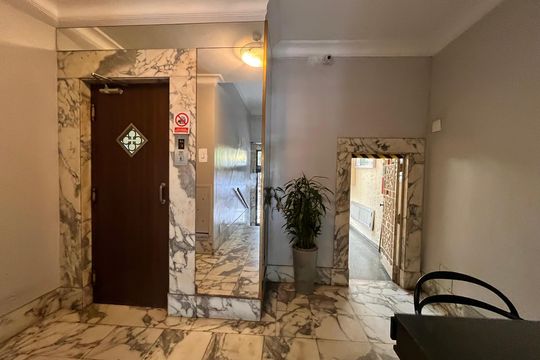 Portaria de apartamento à venda com 3 quartos, 110m² em Gávea, Rio de Janeiro