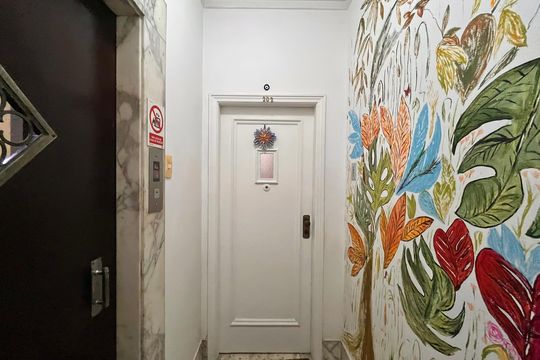 Hall de entrada de apartamento à venda com 3 quartos, 110m² em Gávea, Rio de Janeiro