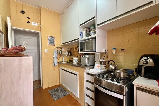 Cozinha de apartamento à venda com 3 quartos, 110m² em Gávea, Rio de Janeiro
