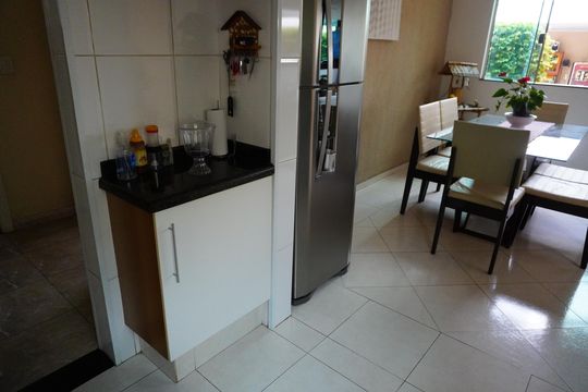 Cozinha de casa à venda com 3 quartos, 132m² em Cidade Jardim I, Americana