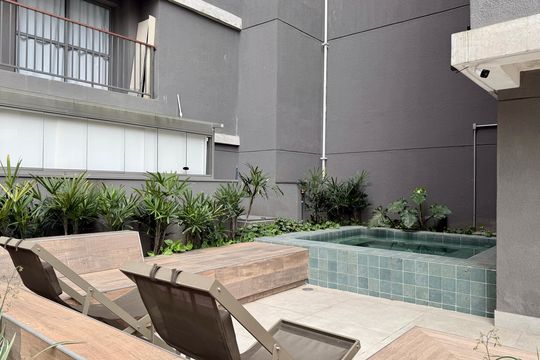 Jacuzzi  de kitnet/studio para alugar com 1 quarto, 31m² em Santo Amaro, São Paulo
