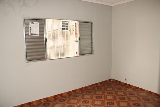 Casa à venda com 2 quartos, 140m² em Vila Ester, São Paulo