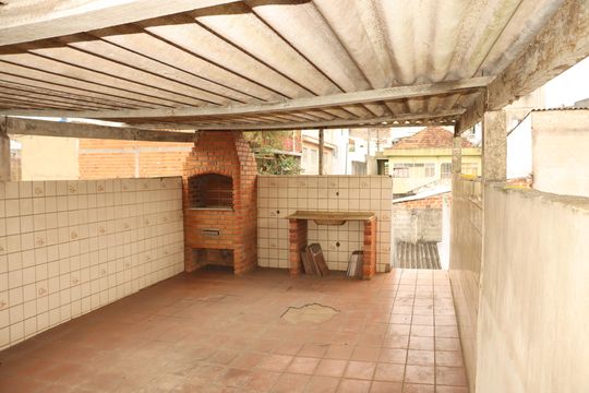 Casa à venda com 2 quartos, 140m² em Vila Ester, São Paulo
