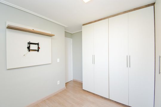 Quarto 2 de apartamento para alugar com 2 quartos, 48m² em Vila Bremen, Guarulhos