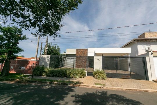 FACHADA DO IMÓVEL de casa de condomínio à venda com 3 quartos, 260m² em Parque Xangrilá, Campinas