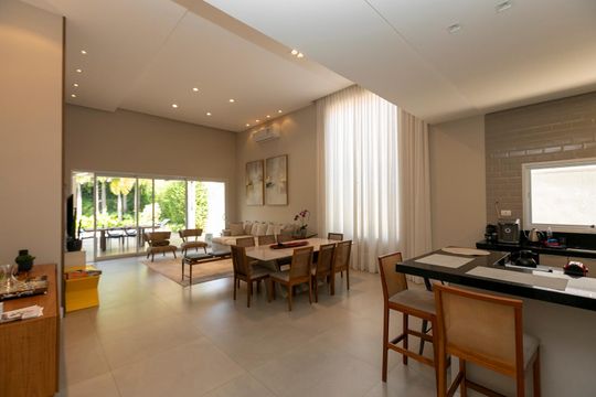 Casa de Condomínio à venda com 3 quartos, 260m² em Parque Xangrilá, Campinas
