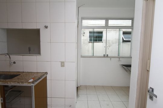 Cozinha de apartamento para alugar com 3 quartos, 90m² em Alto Caiçaras, Belo Horizonte