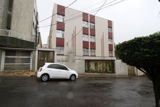 Fachada de apartamento para alugar com 3 quartos, 90m² em Alto Caiçaras, Belo Horizonte