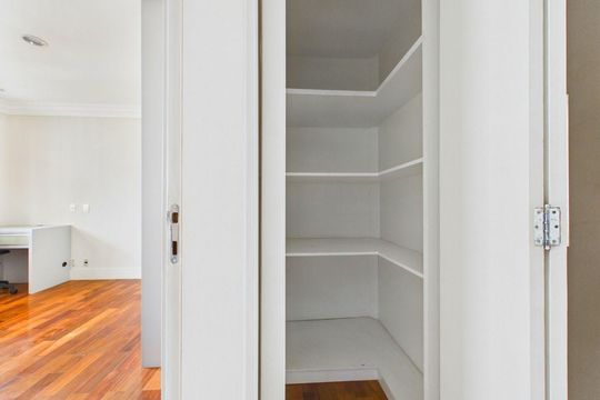 Apartamento à venda com 3 quartos, 260m² em Alphaville Empresarial, Barueri