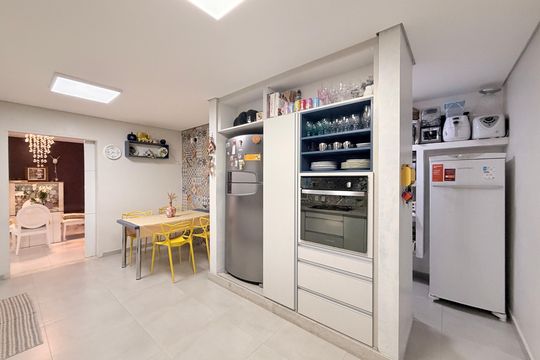 Cozinha de casa de condomínio para alugar com 3 quartos, 400m² em Jardim Promeca, Várzea Paulista