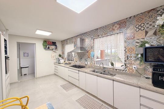 Cozinha de casa de condomínio para alugar com 3 quartos, 400m² em Jardim Promeca, Várzea Paulista
