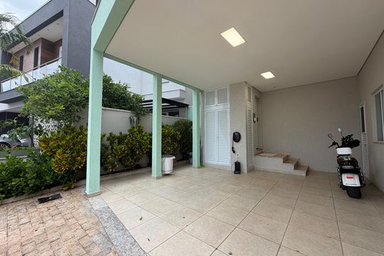 Garagem de casa de condomínio para alugar com 3 quartos, 400m² em Jardim Promeca, Várzea Paulista