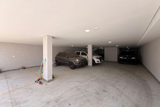 Garagem de apartamento à venda com 2 quartos, 44m² em Jardim Utinga, Santo André