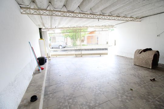 Garagem de casa para alugar com 2 quartos, 143m² em Jardim da Granja, São José dos Campos