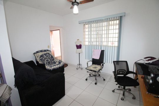 Sala de casa para alugar com 2 quartos, 143m² em Jardim da Granja, São José dos Campos