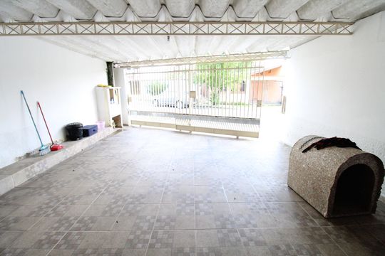 Garagem de casa para alugar com 2 quartos, 143m² em Jardim da Granja, São José dos Campos