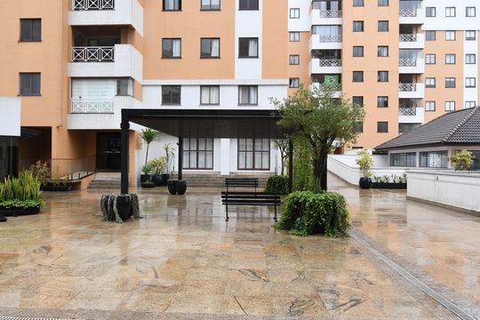 Área comum de apartamento à venda com 3 quartos, 138m² em Campina do Siqueira, Curitiba