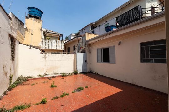 Quintal de casa para alugar com 1 quarto, 55m² em Perdizes, São Paulo
