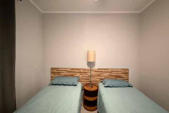 Quarto de apartamento para alugar com 2 quartos, 67m² em Morro do Maluf, Guarujá