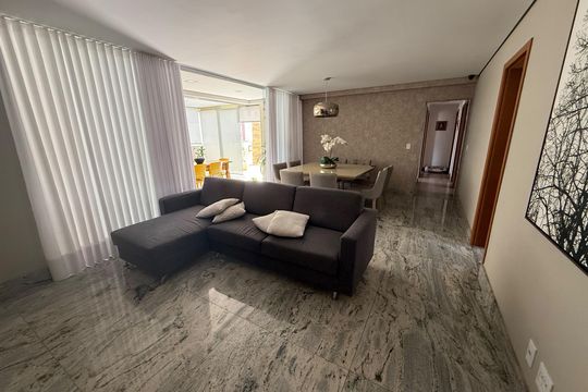 Apartamento à venda com 3 quartos, 134m² em Buritis, Belo Horizonte