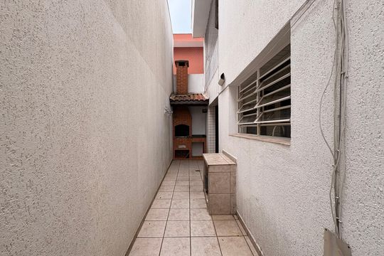 Quintal de casa à venda com 3 quartos, 140m² em Jardim, Santo André
