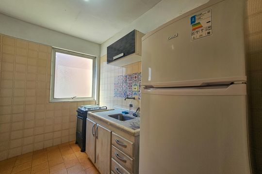 Apartamento para alugar com 2 quartos, 89m² em Jardim Las Palmas, Guarujá