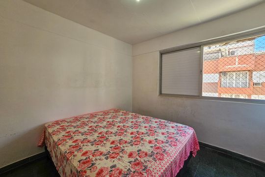 Apartamento para alugar com 2 quartos, 89m² em Jardim Las Palmas, Guarujá