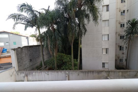 Varanda vista de apartamento para alugar com 1 quarto, 32m² em Jardim Prudência, São Paulo
