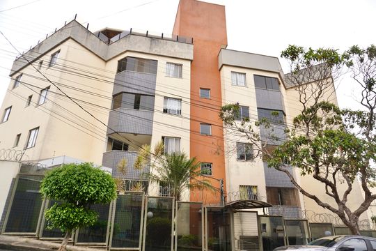 Fachada de apartamento à venda com 3 quartos, 110m² em Fernão Dias, Belo Horizonte