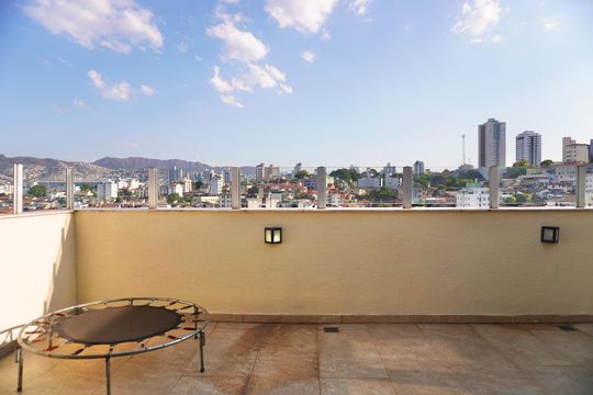 Área da Cobertura  de apartamento à venda com 3 quartos, 169m² em Sagrada Família, Belo Horizonte